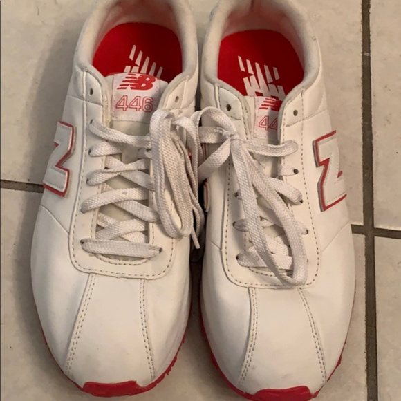 New Balance Leather Running Sneakers  White sz. 10 - Picture 3 of 5